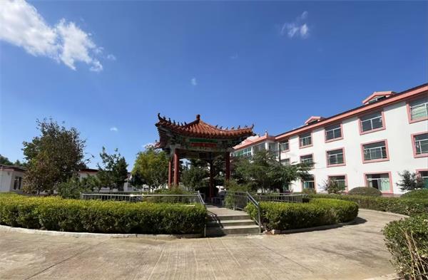 新泰甫敬老院 温暖相伴 乐享天伦